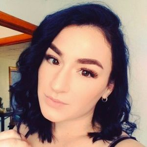 Meet your Posher, Deanna